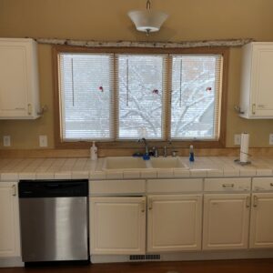 Kitchen remodel (Before)